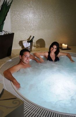 Relaciones de parejas: ¡Aventura en la bañera!