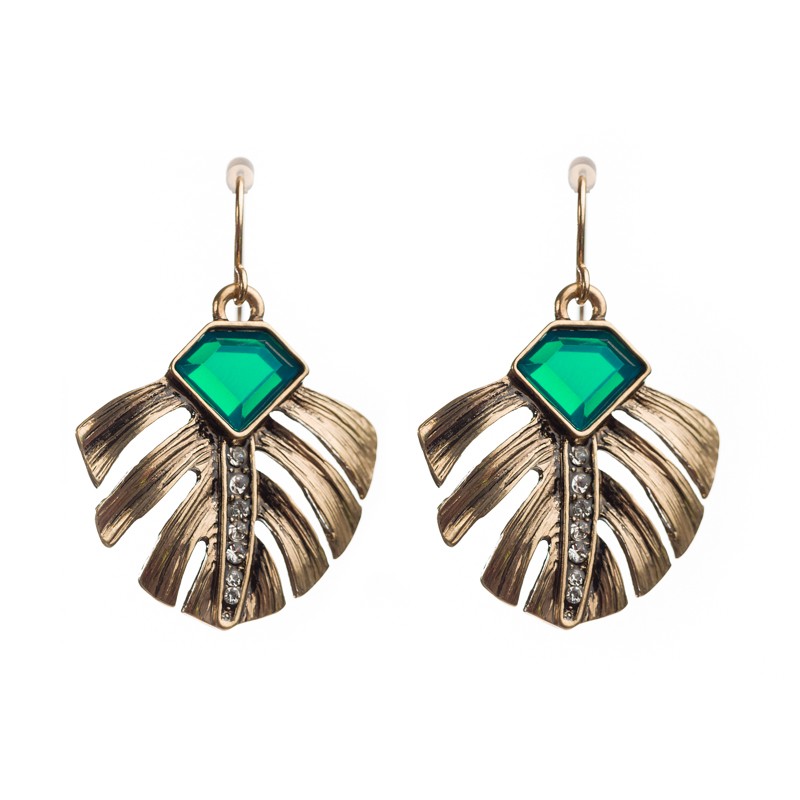 Pendientes dorados con forma de hoja