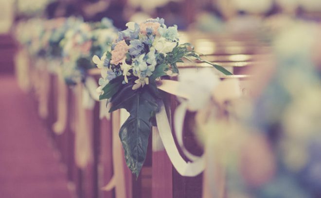 ¿Qué se debe hacer en una boda religiosa?