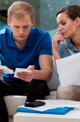 Discutir con tu pareja por dinero