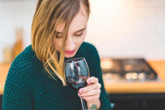Tips para vestir para una cata de vinos y disfrutar de la experiencia