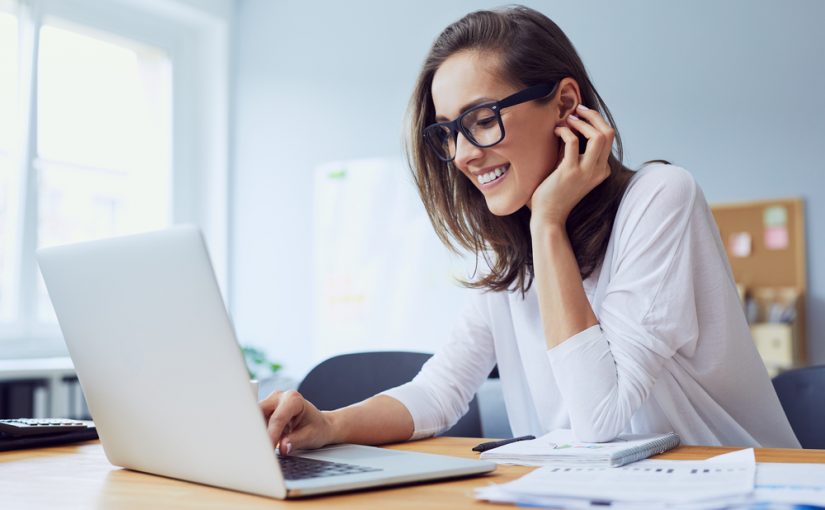 Cómo montar tu oficina en casa: claves de decoración